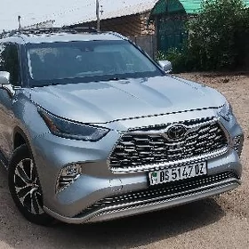 Toyota Highlander 2021