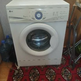 СТИРАЛЬНАЯ МАШИНА
