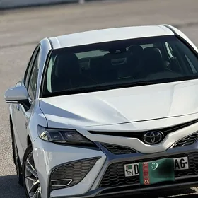 Toyota Camry 2022