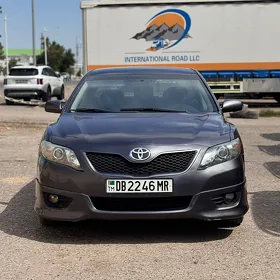Toyota Camry 2010