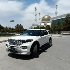 Ford Explorer 2021
