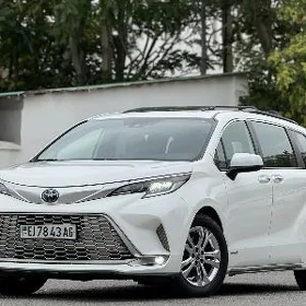 Toyota Sienna 2021