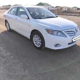 Toyota Camry 2011