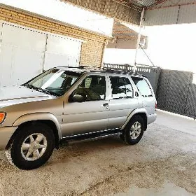 Nissan Pathfinder 2002
