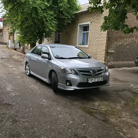 Toyota Corolla 2012