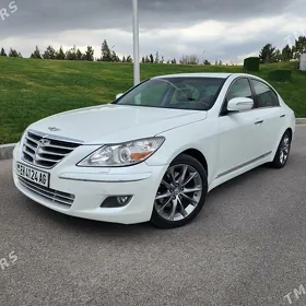 Hyundai Genesis 2011