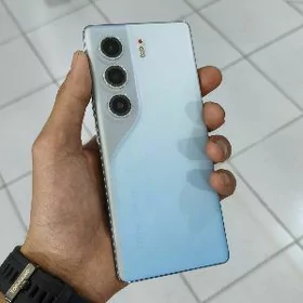 Tecno Camon 40 pro 16/256