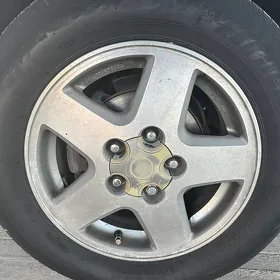 Camry 15 diska