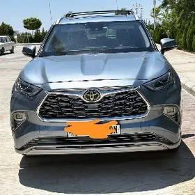 Toyota Highlander 2022