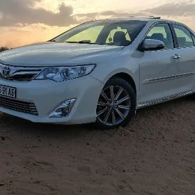 Toyota Camry 2012
