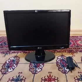 LG monitor