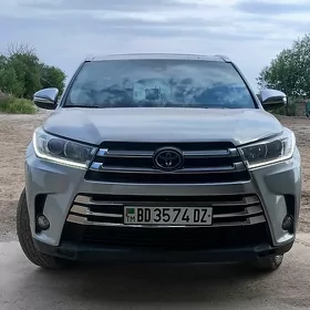 Toyota Highlander 2017