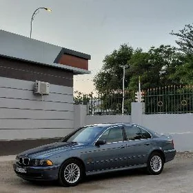 BMW E39 2003