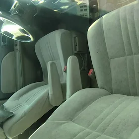 Toyota Sienna 2000