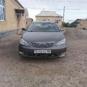 Toyota Camry 2003