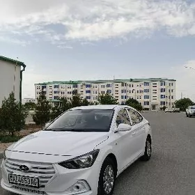 Hyundai Elantra 2021