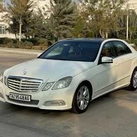 Mercedes-Benz E300 2010