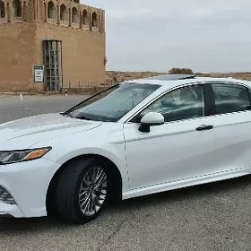 Toyota Camry 2019