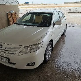 Toyota Camry 2010