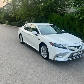 Toyota Camry 2022