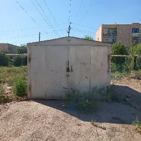 Garaž Гараж