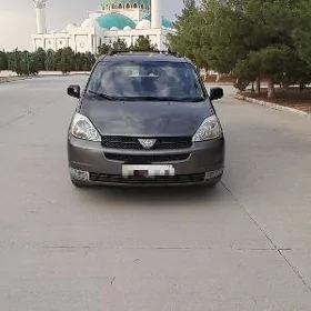 Toyota Sienna 2004
