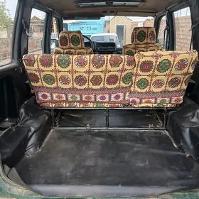 UAZ 469 1999