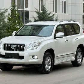 Toyota Land Cruiser Prado 2011
