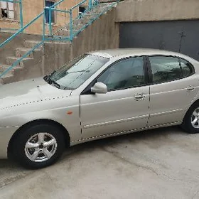Daewoo Leganza 1998