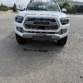 Toyota Tacoma 2023