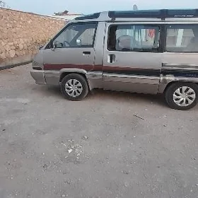 Toyota Town Ace 1990