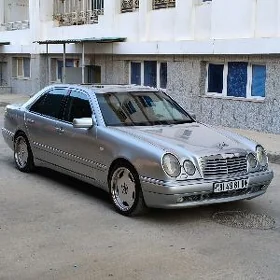 Mercedes-Benz E420 1996