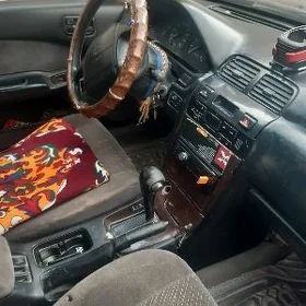 Nissan Cefiro 1994