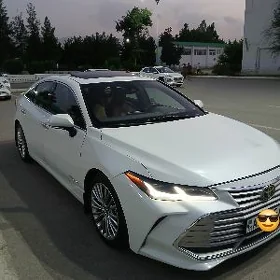 Toyota Avalon 2022