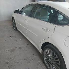 Toyota Avalon 2016