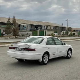 Toyota Camry 1999