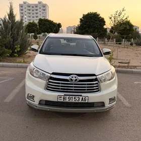 Toyota Highlander 2016
