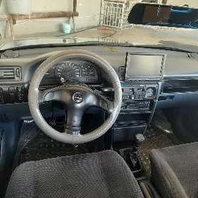 Opel Vectra 1991