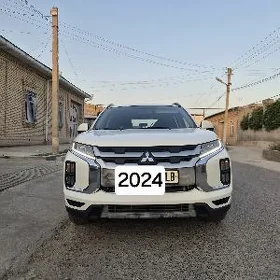 Mitsubishi Outlander 2024