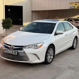 Toyota Camry 2016