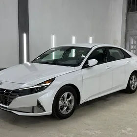 Hyundai Elantra 2022