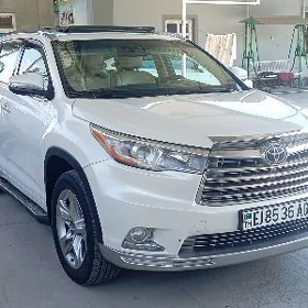 Toyota Highlander 2016