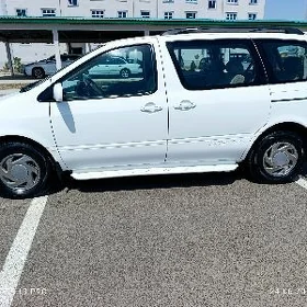 Toyota Sienna 2002