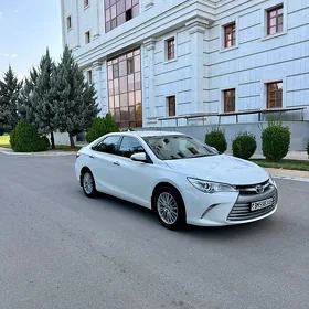Toyota Camry 2016