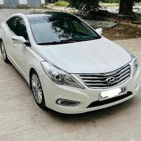 Hyundai Azera 2011