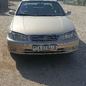 Toyota Camry 2000