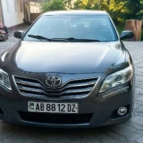 Toyota Camry 2011