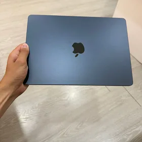 Macbook air M2