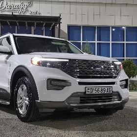 Ford Explorer 2021