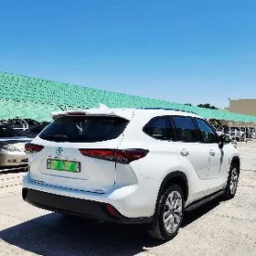 Toyota Highlander 2020